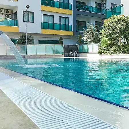 דירה Tower Sea&mountain View אלאניה