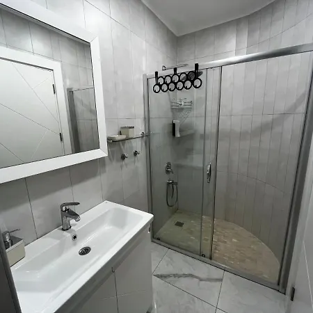 Tower Sea&mountain View דירה *